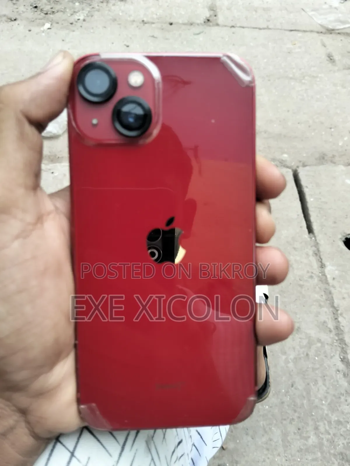 Apple iPhone 13 128 GB Red