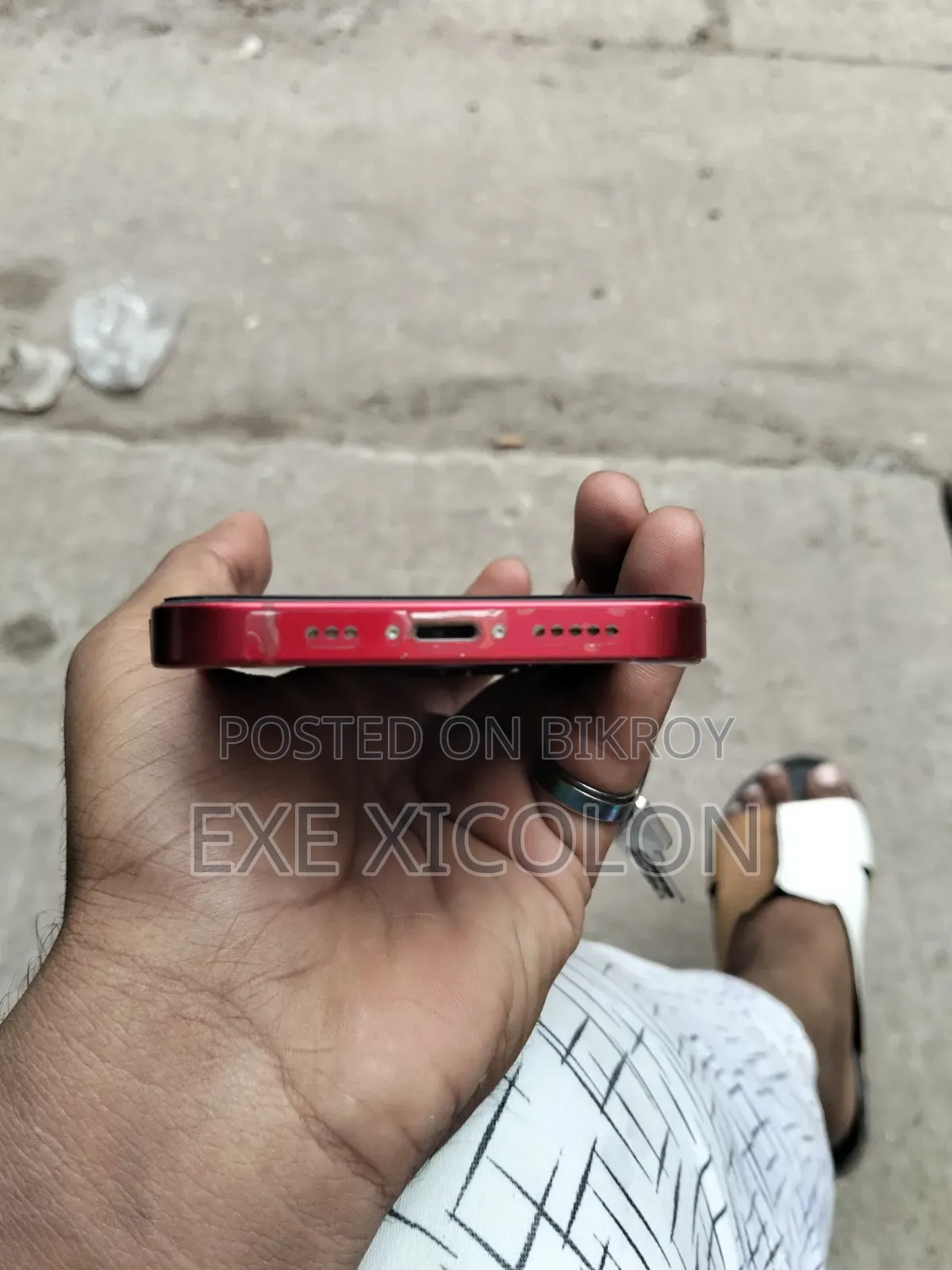 Apple iPhone 13 128 GB Red