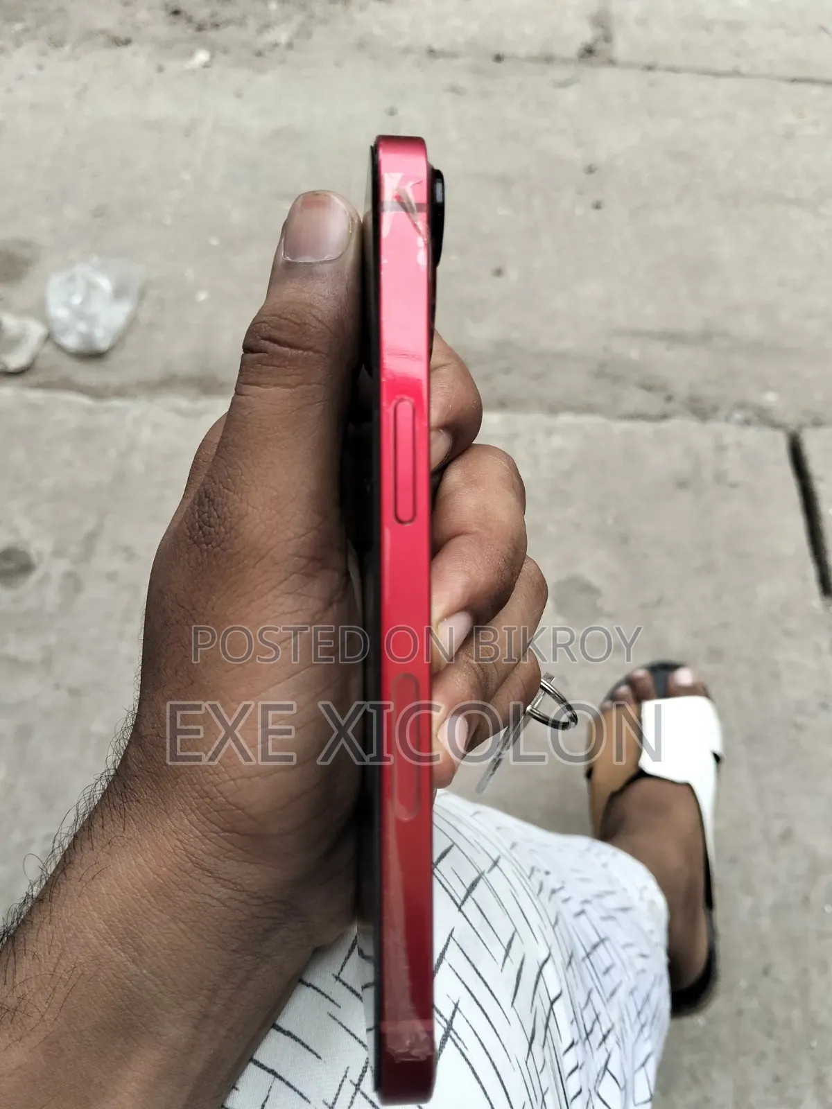 Apple iPhone 13 128 GB Red