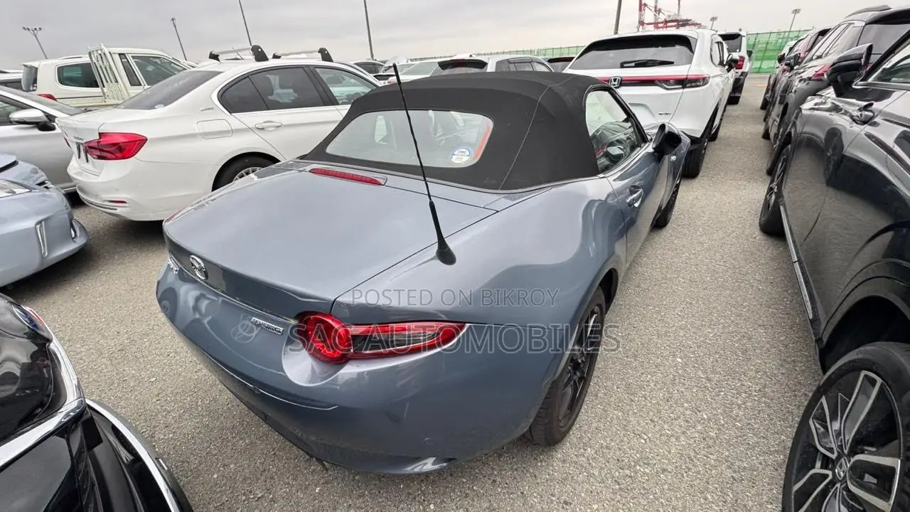 Mazda MX-5 2022 Gray