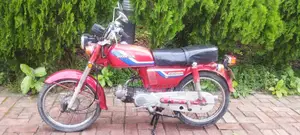 Honda 2001 Red