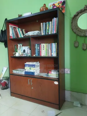 বুকশেলফ বিক্রির জন্য