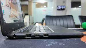 ল্যাপটপ ডেল ল্যাটিটিউড ৩৩১০ ৪জিবি ইন্টেল কোর আই৩ এসএসডি ১২৮জিবি