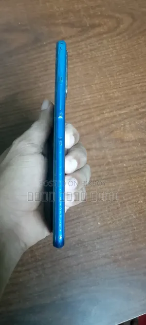 Vivo Y20 64 GB Blue