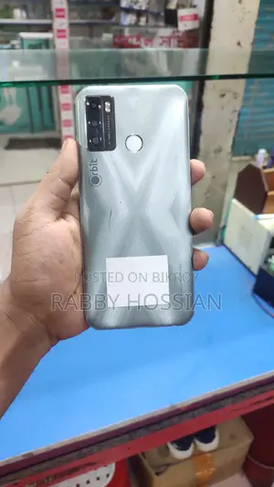Walton 32 GB Gray