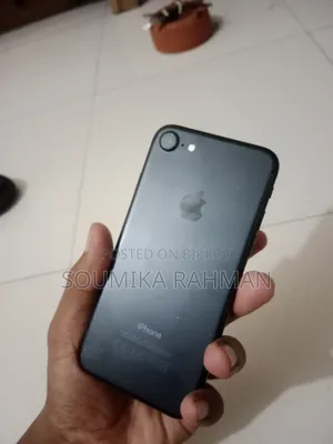 অ্যাপল আইফোন ৭ ৩২ জিবি ব্ল্যাক