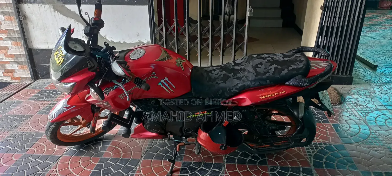 TVS Apache RTR 160 2V 2017 Red