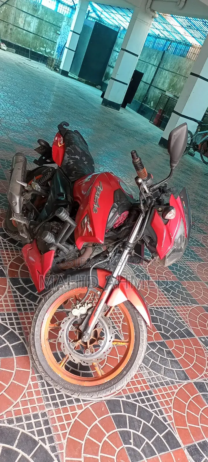 TVS Apache RTR 160 2V 2017 Red