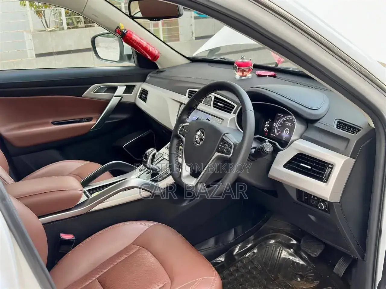 Proton X70 2021 Pearl
