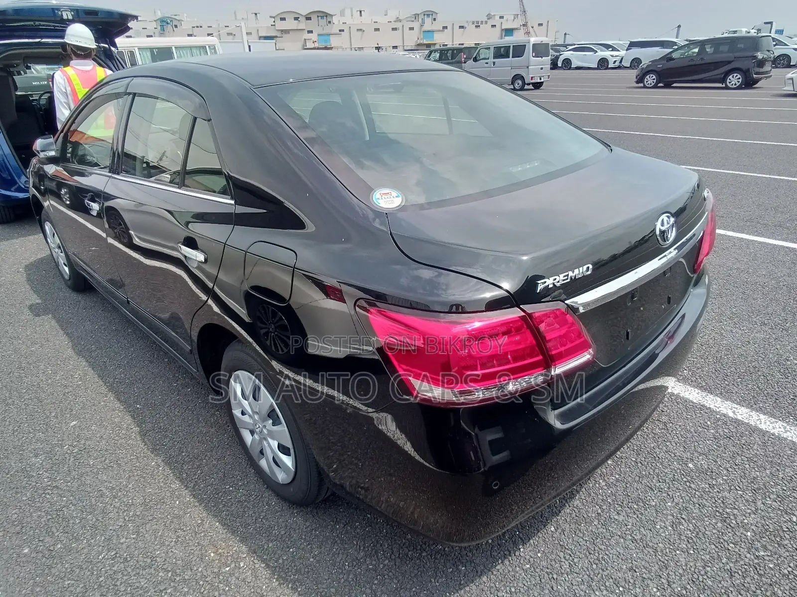 Toyota Premio 2021 Black