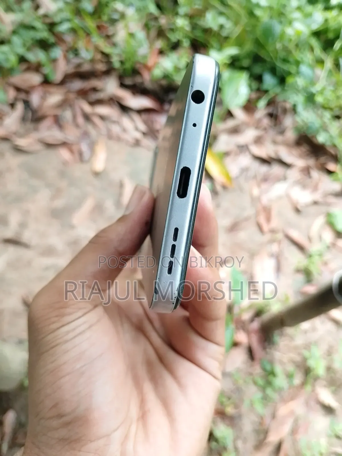 Tecno Spark 40 256 GB Silver
