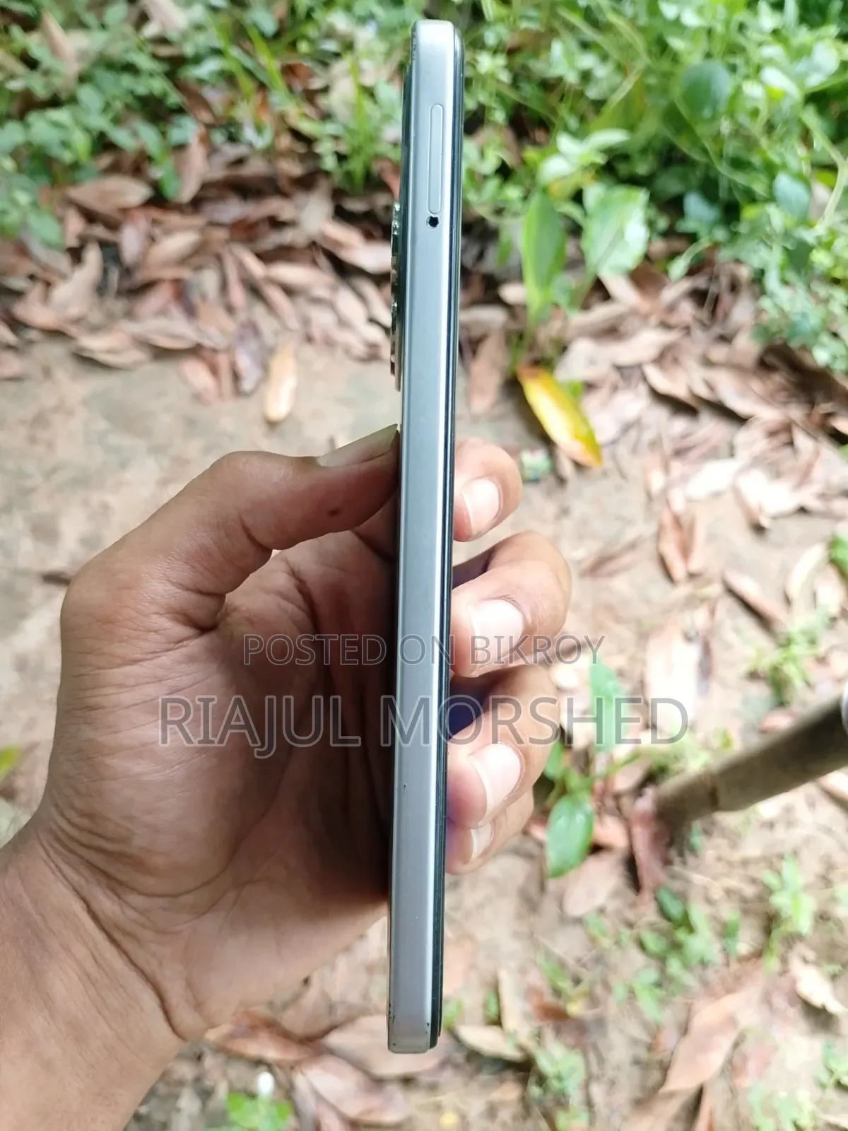 Tecno Spark 40 256 GB Silver