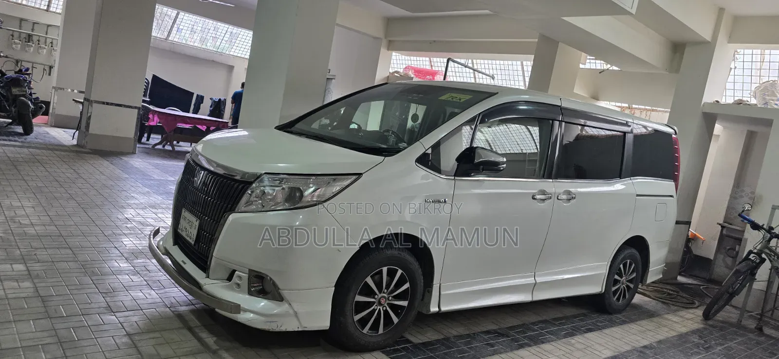 Toyota Noah 2014 Pearl
