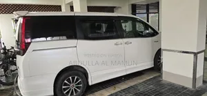 Toyota Noah 2014 Pearl