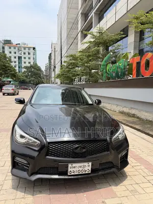 Nissan Skyline 2015 Black