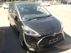 Toyota Sienta 2021 Black