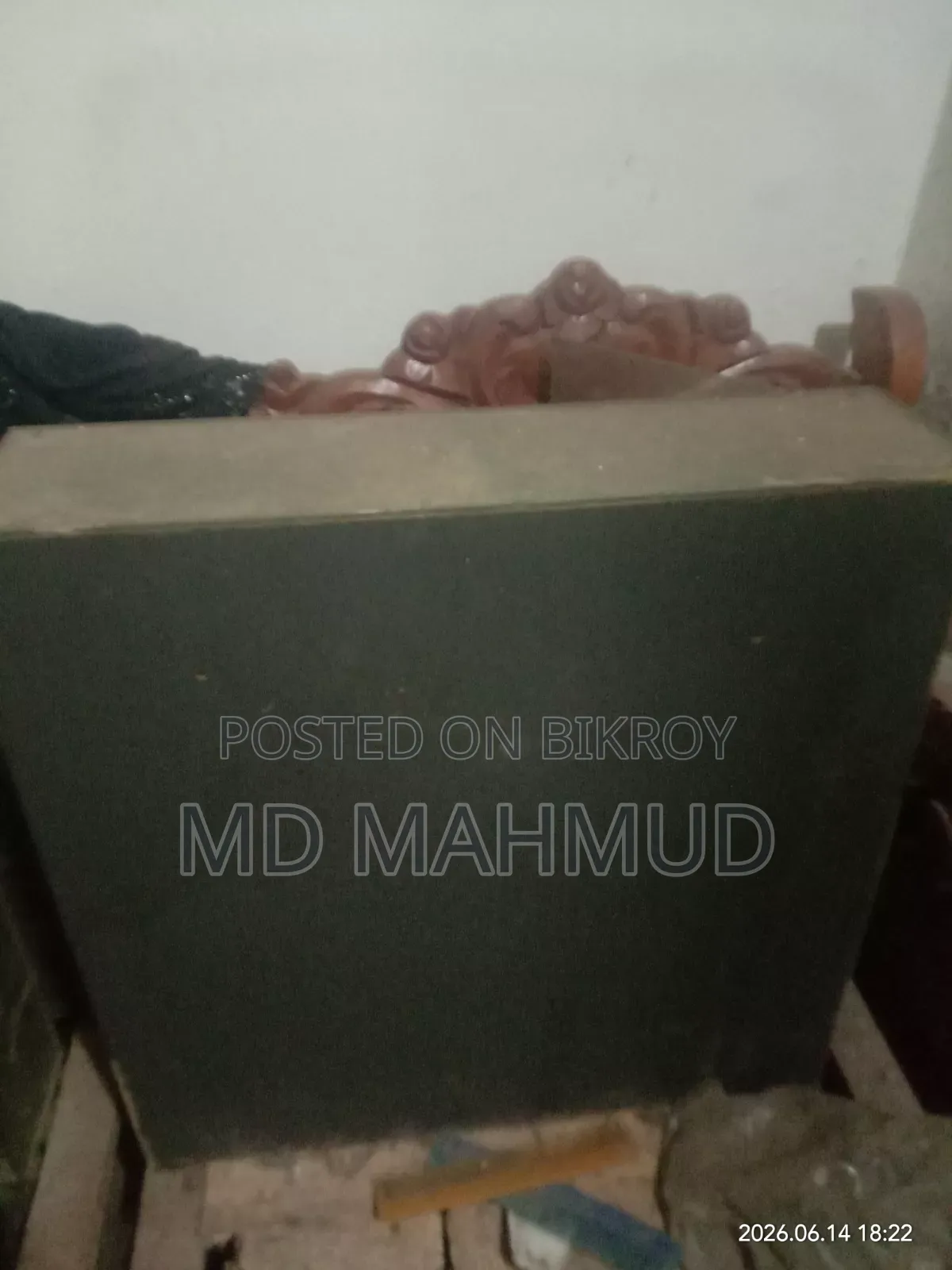 ওষুধের দোকান কসমেটিকের দোকান কাচের রেক