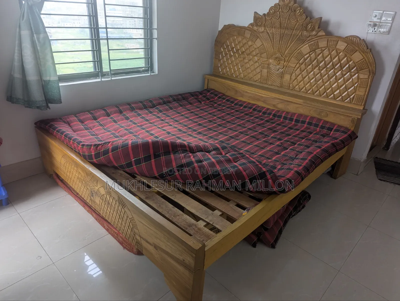 কাঠের খাট