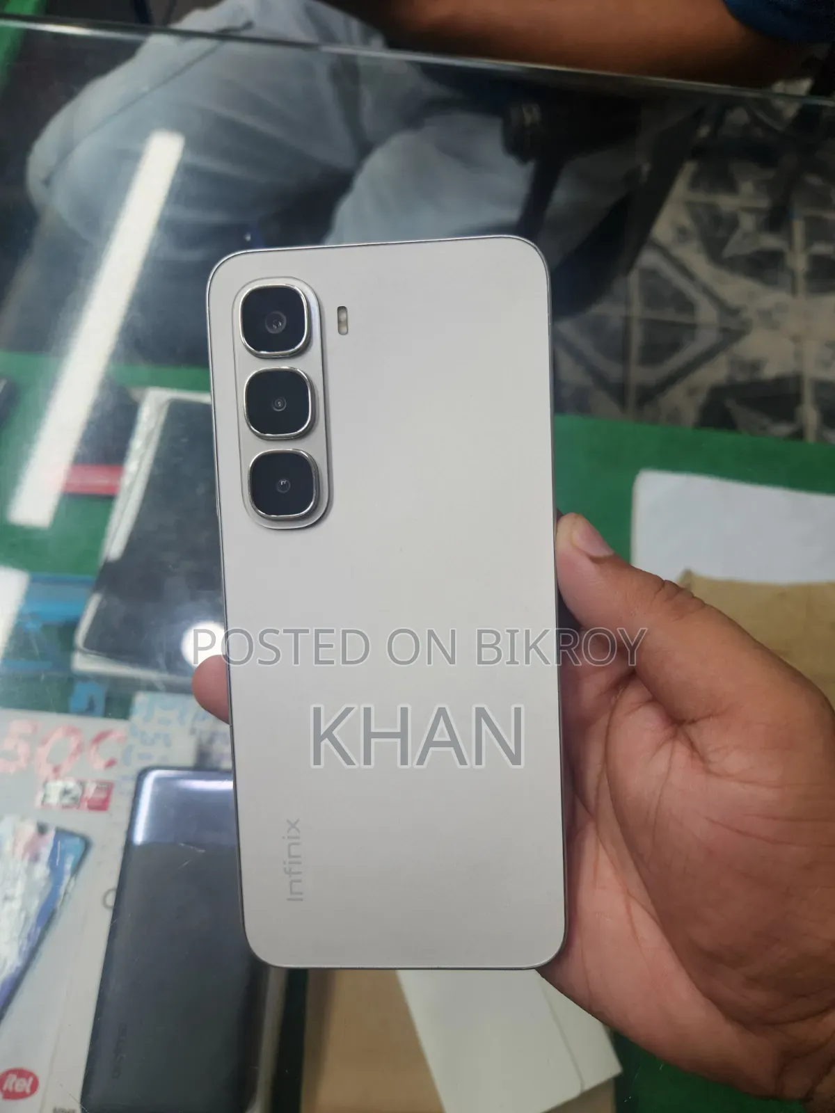 Infinix Hot 60i 256 GB White