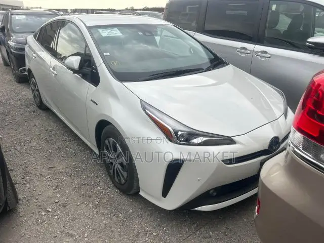 Toyota Prius 2020 Pearl