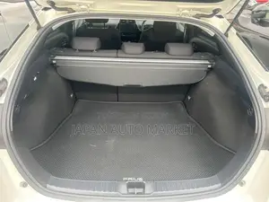 Toyota Prius 2020 Pearl