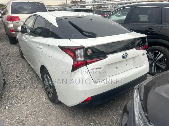 Toyota Prius 2020 Pearl