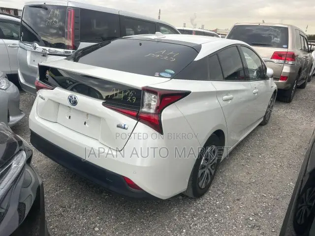 Toyota Prius 2020 Pearl