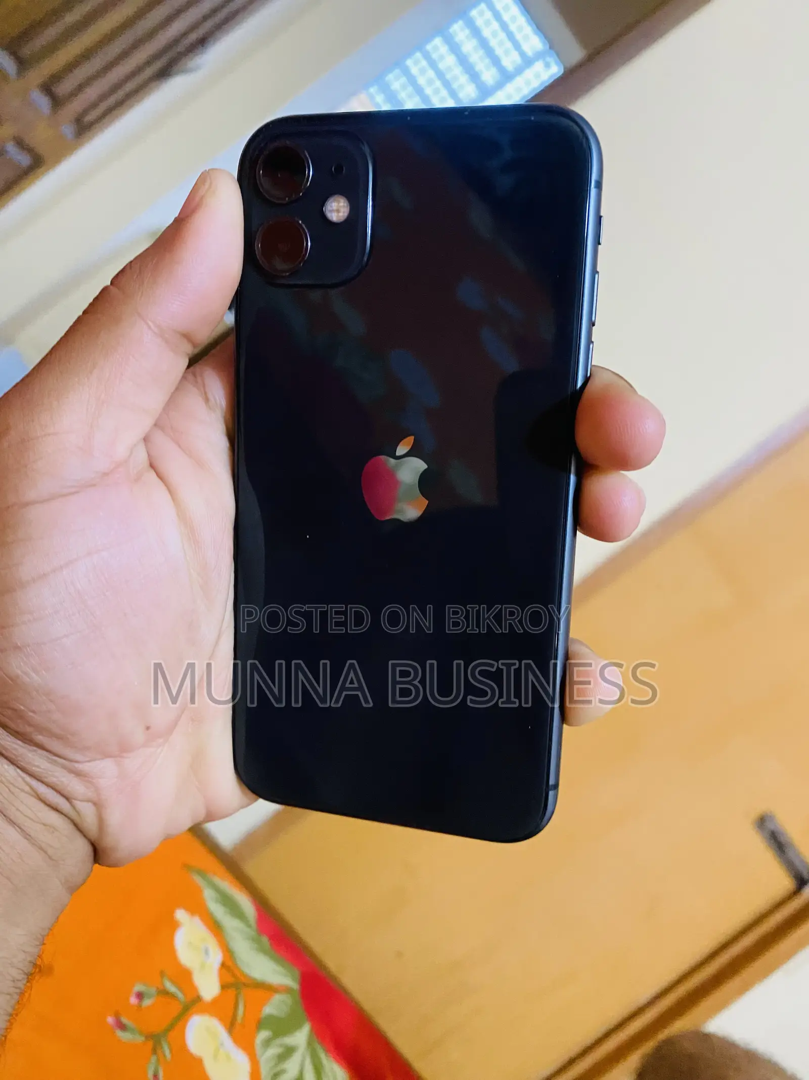 অ্যাপল আইফোন ১১ ১২৮ জিবি কালো