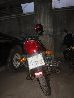Runner Bullet 100 2016 Red
