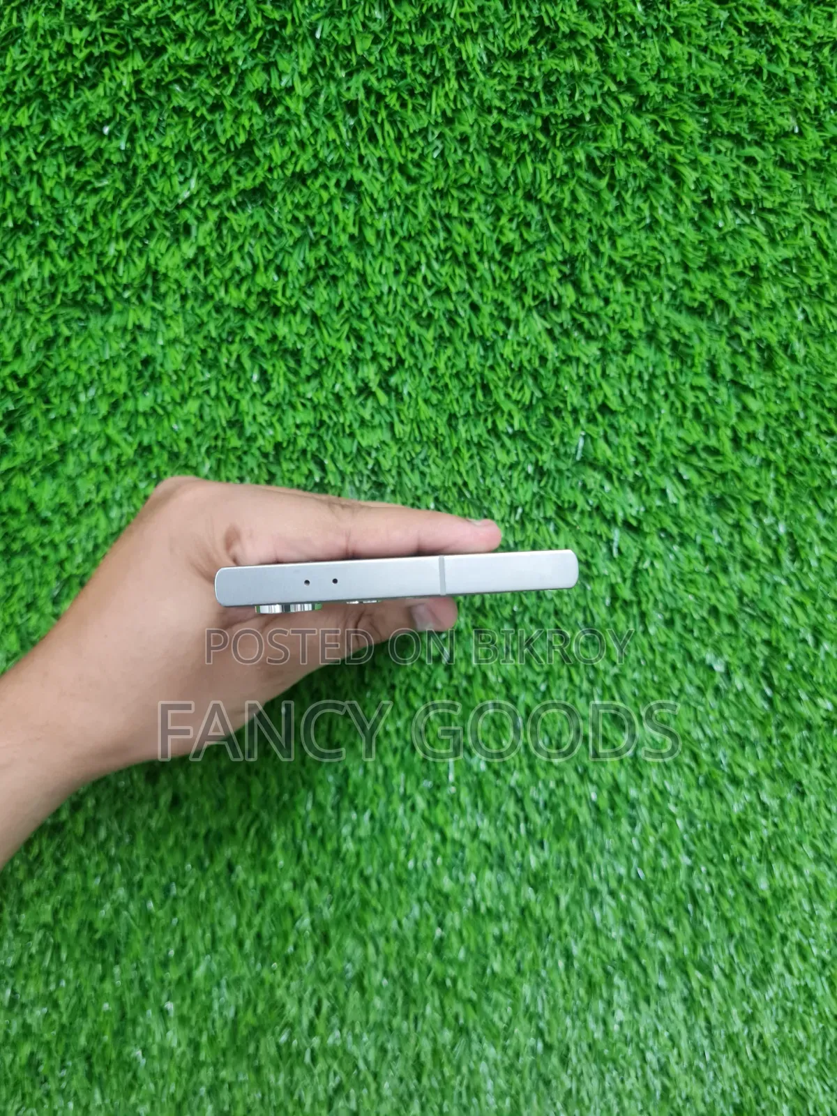 স্যামসাং গ্যালাক্সি এস২৪ আল্ট্রা ২৫৬ জিবি গোল্ড