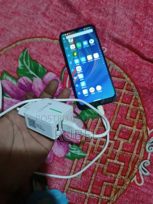 Tecno Spark Go 64 GB
