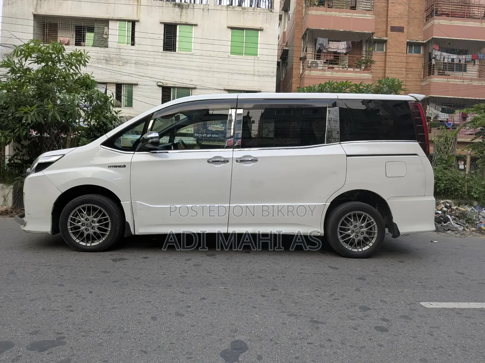 Toyota Noah 2017 White