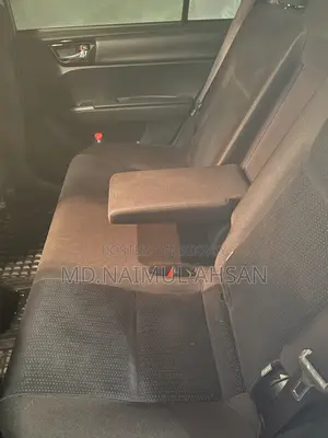 Toyota Corolla Fielder 1.5 Hybrid FWD 2018 Silver