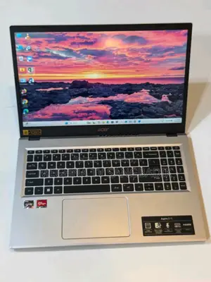 Laptop Acer 3GB Intel SSD 256GB