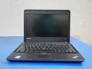 Laptop Lenovo ThinkPad X131e 4GB Intel Core I3 SSD 32GB