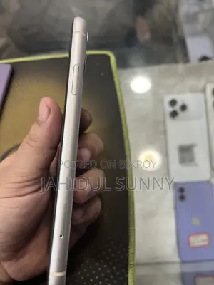 Apple iPhone 11 128 GB White