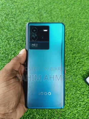 iQOO 128 GB Blue
