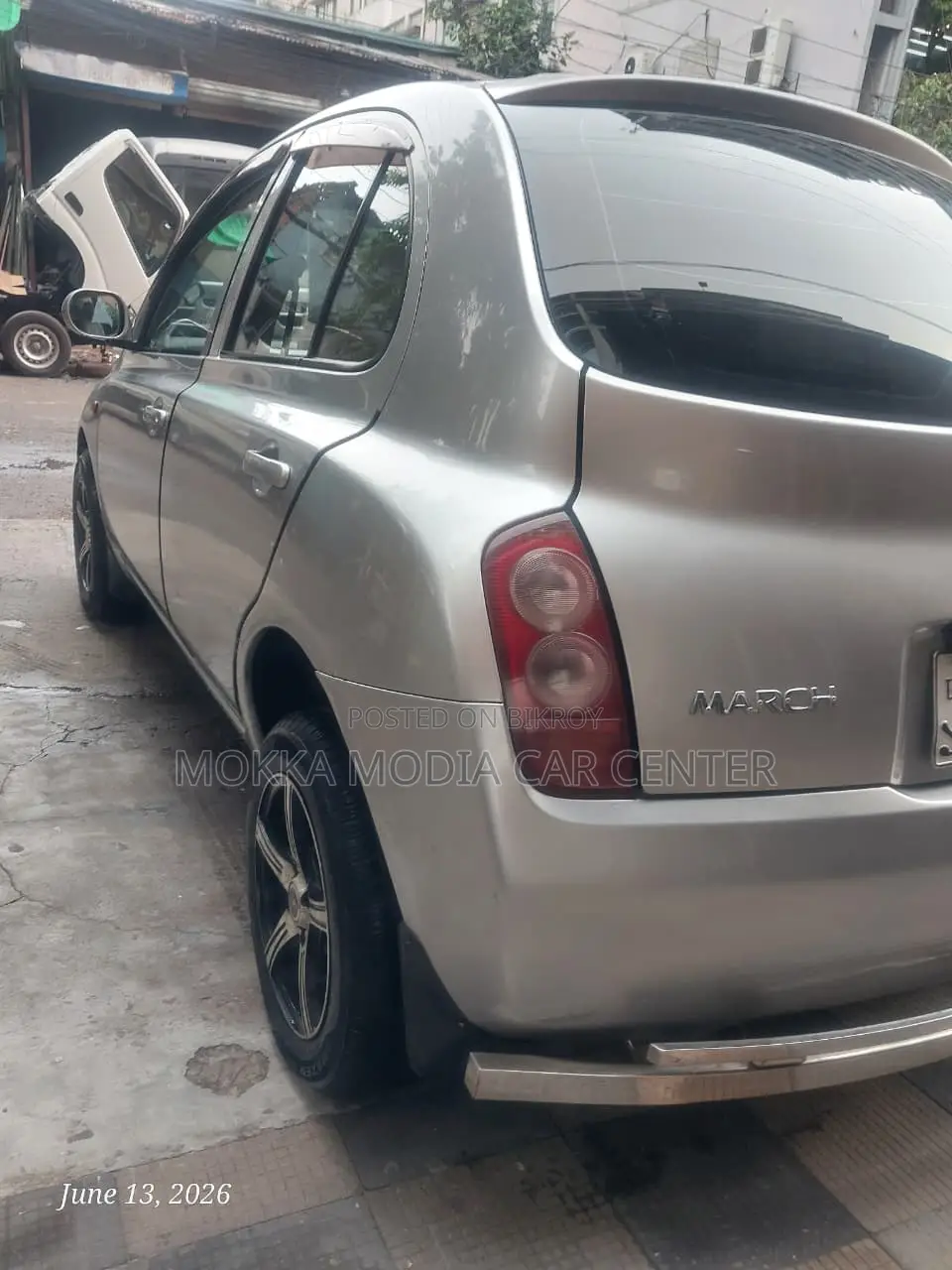 Nissan March ২০০৫ সিলভার