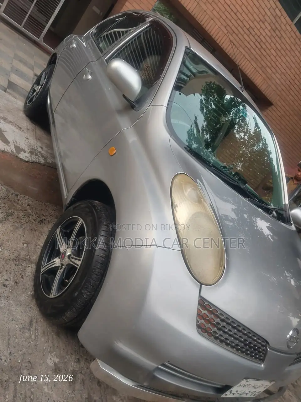 Nissan March ২০০৫ সিলভার