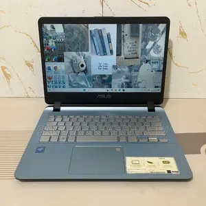 Laptop Asus 4GB Intel SSD 500GB