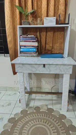 Reading Table
