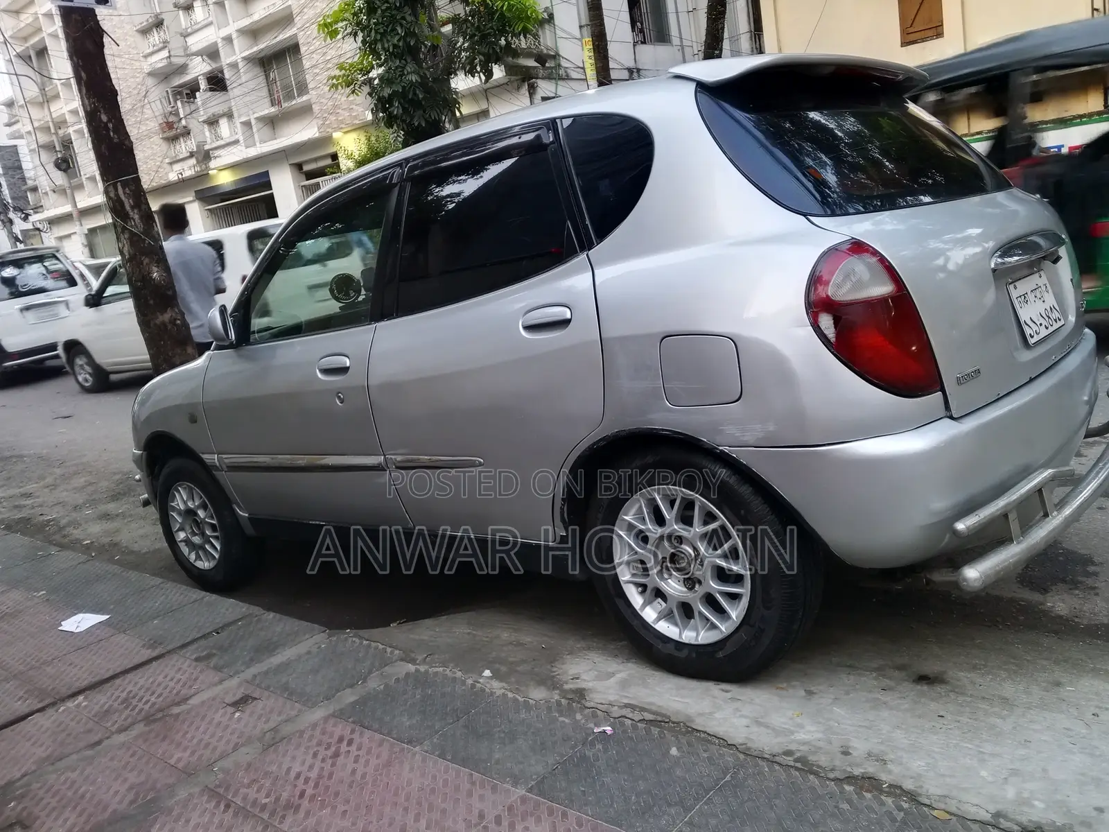 Toyota Duet 1999 Silver