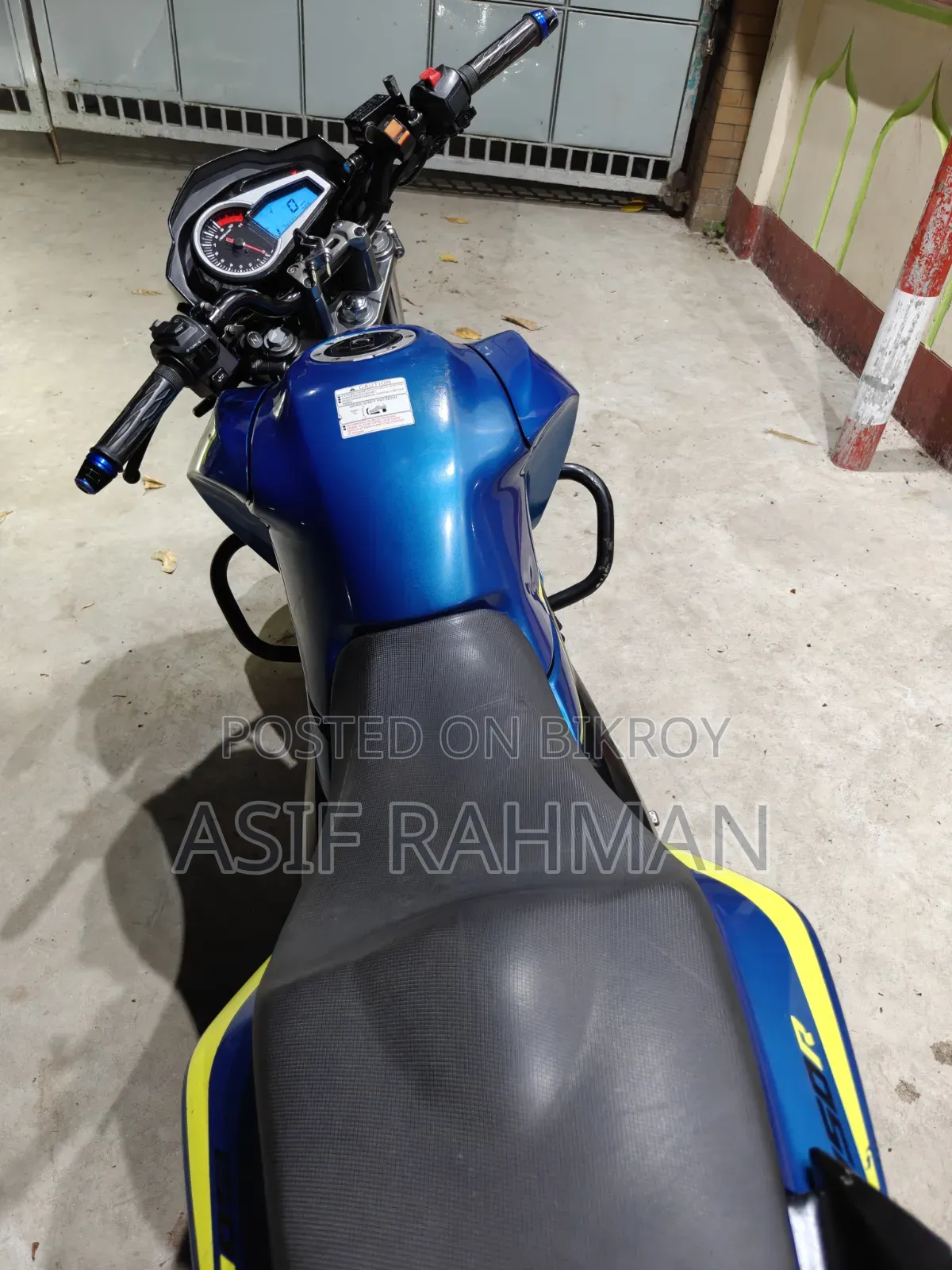 Hero Hunk 2022 Blue