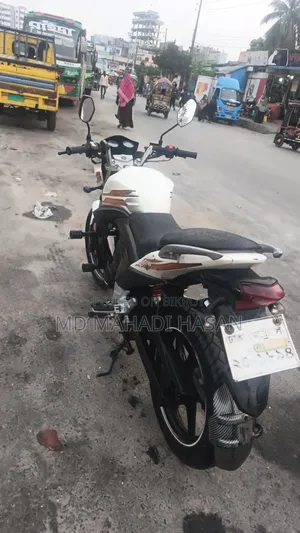 নিউ রেঞ্জার আর-২০২০ ২০১৮ হোয়াইট