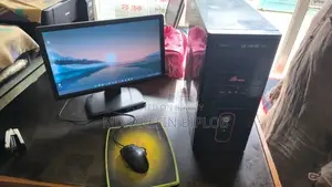 Desktop Computer 4GB Intel Core i3 HDD+SSD 640GB