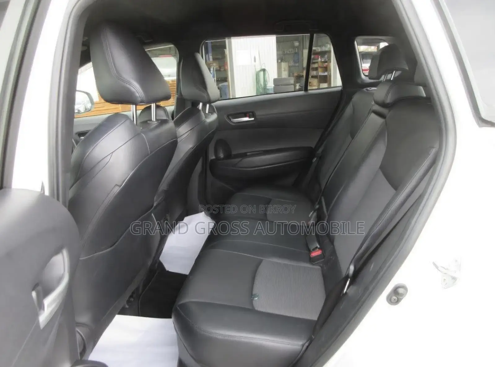 Toyota Corolla Cross 1.8 Hybrid FWD 2022 Pearl