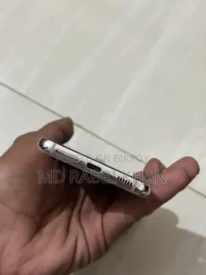 স্যামসাং গ্যালাক্সি এস২১ ৫জি ২৫৬ জিবি সাদা