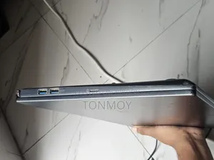 Laptop MSI Modern 14 8GB AMD Ryzen 5 SSD 256GB