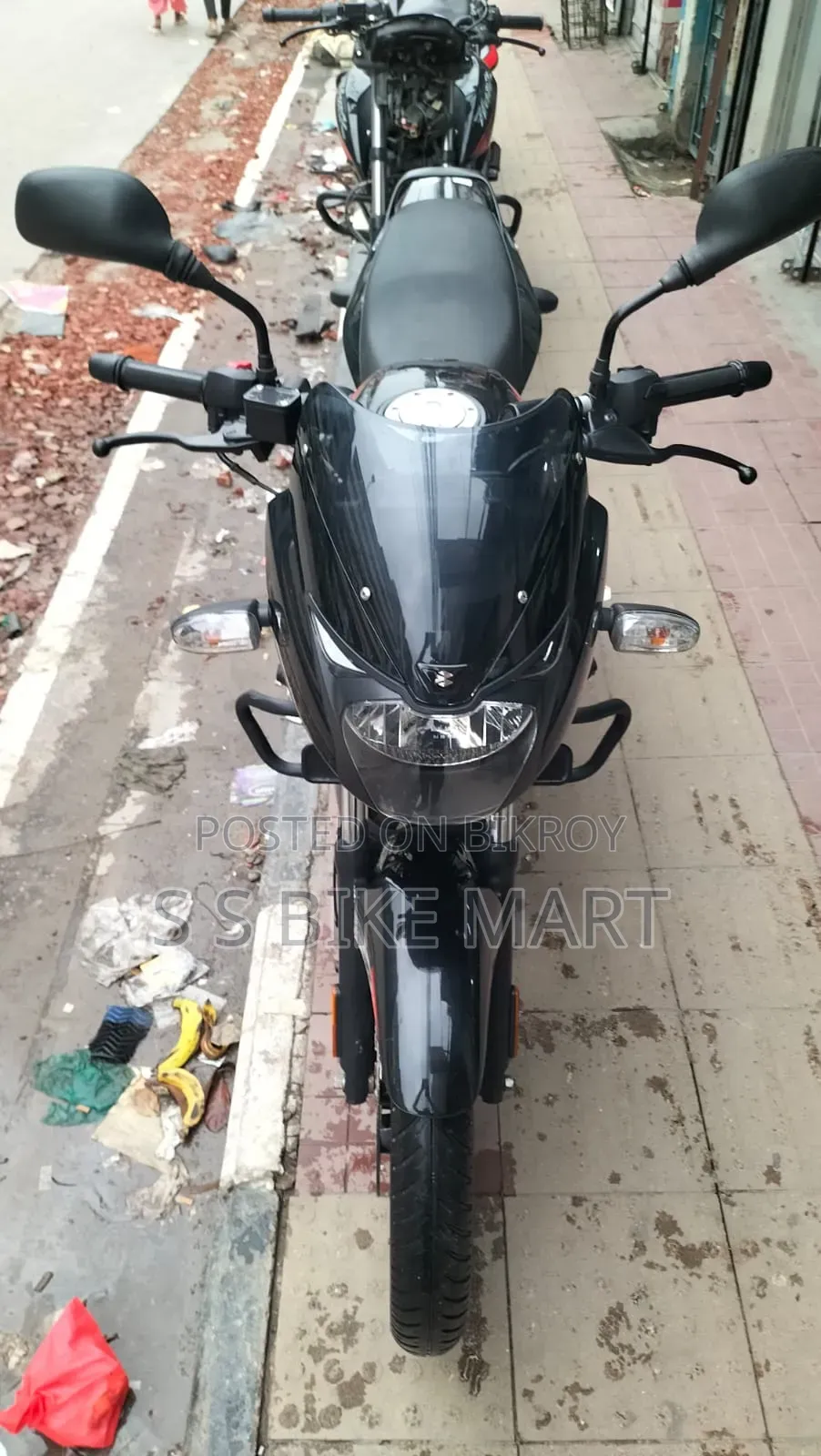 Bajaj Pulsar 150 2025 Black