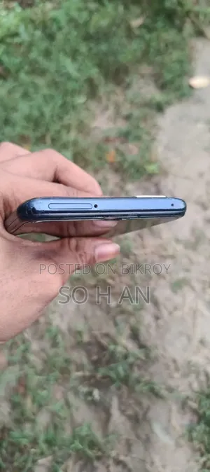 Vivo Y20 64 GB Black